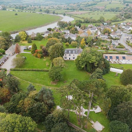 River Wye Hostel Glasbury Bagian luar foto