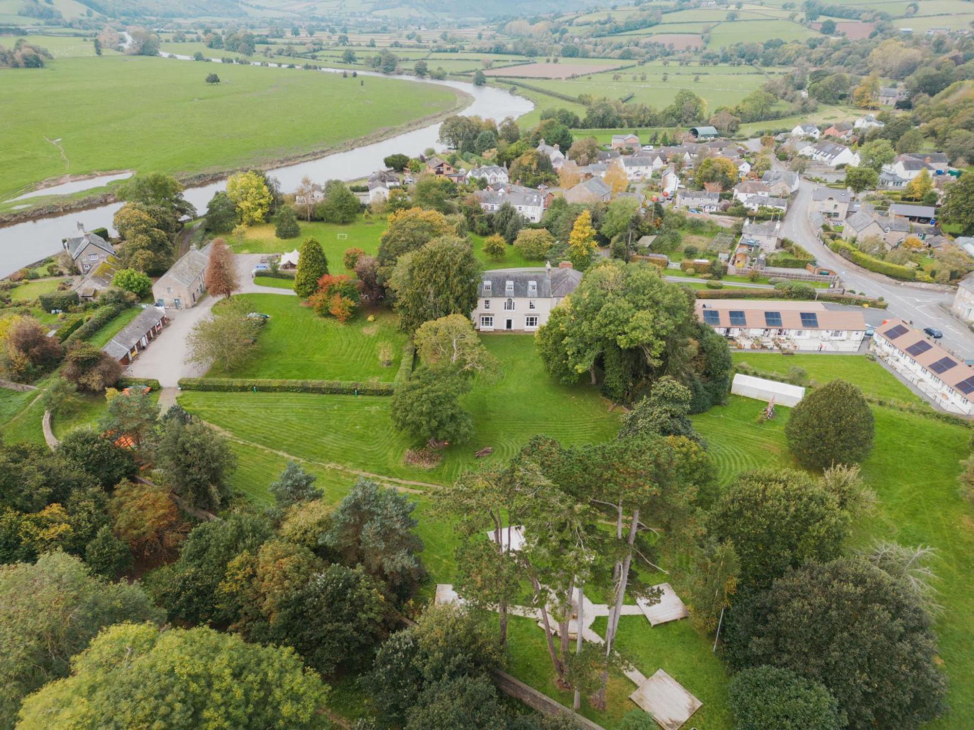 River Wye Hostel Glasbury Bagian luar foto